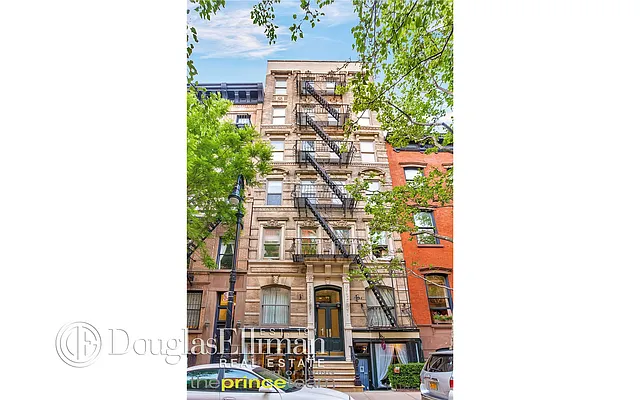 Sold by Douglas Elliman | media 15