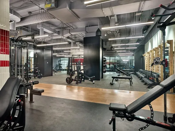 435 West 31st Street image 10 of 39