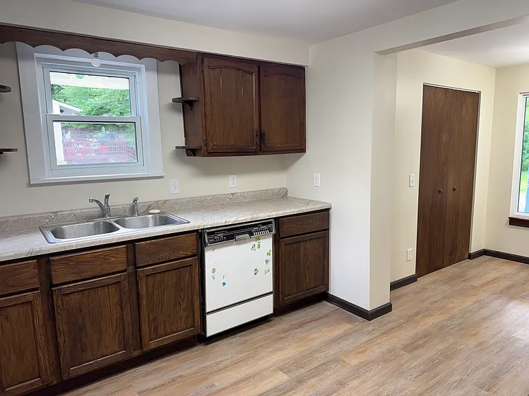 6173 N McKinley Rd #1 — Photo 4