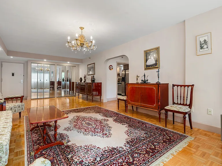 1731 Beacon St #221 — Photo 5