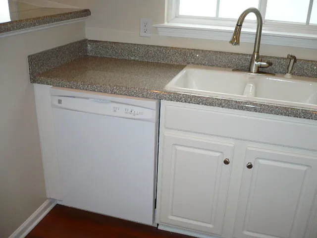 127 Swanee Ln — Photo 7
