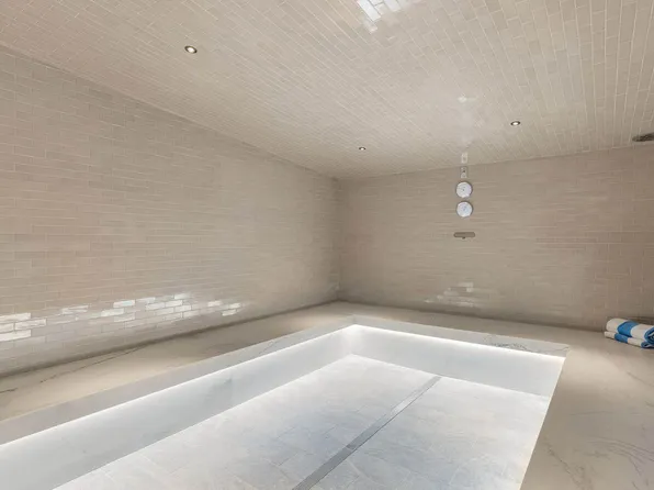 15 East 30th Street image 12 of 20