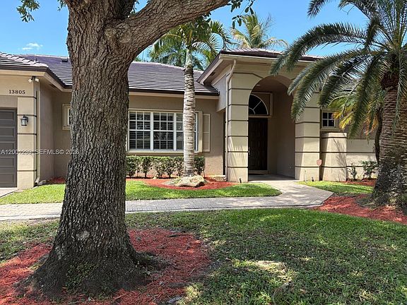 2nd image of 13805 SW 41st St