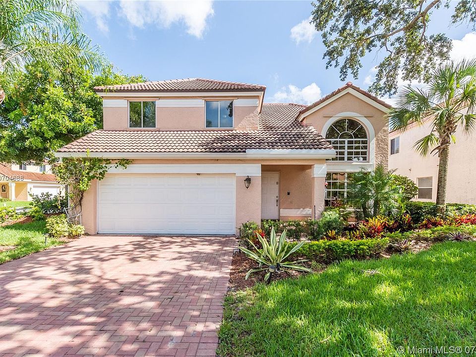 1st image of 9257 Magnolia Ct