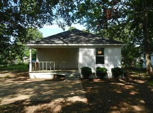 215 3rd St, Springhill, LA 71075