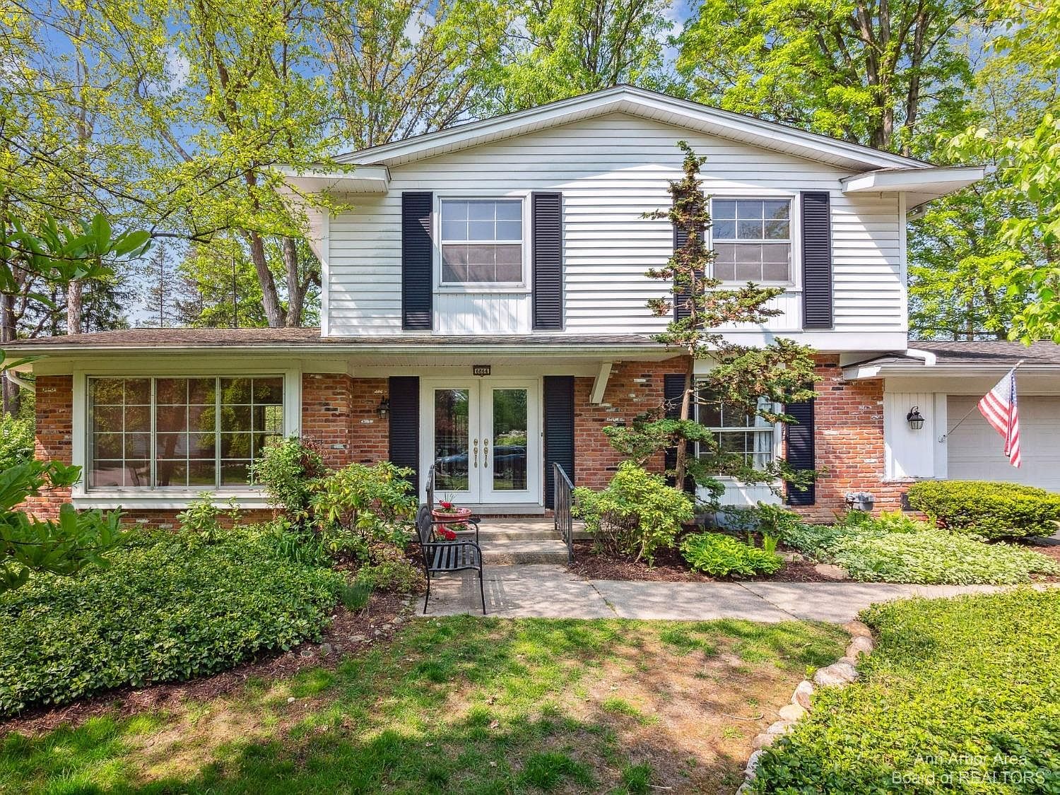 6864 Woodside Trl, West Bloomfield, MI 48322 Zillow