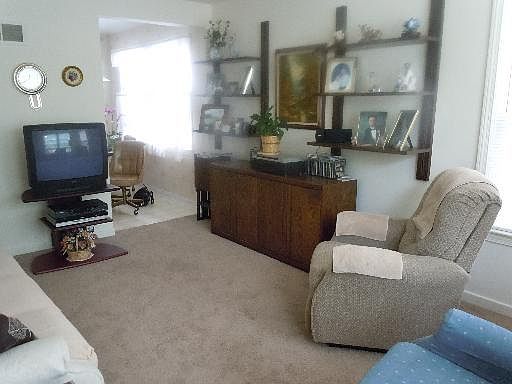 3rd image of 4953 W Kirk St #2W