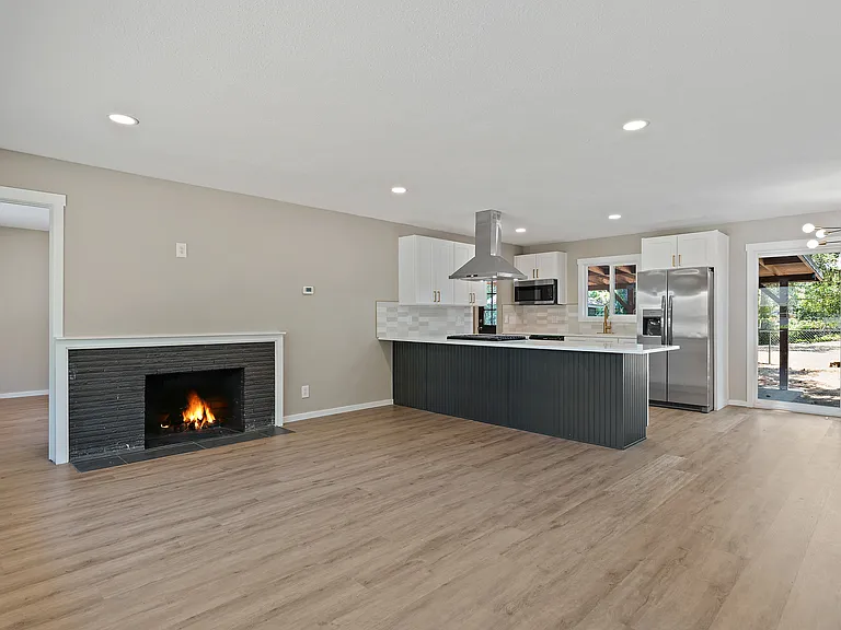 8408 Dalton Dr SW — Photo 6