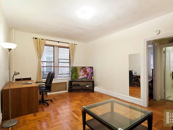 2nd image of 811 Walton Ave APT C20