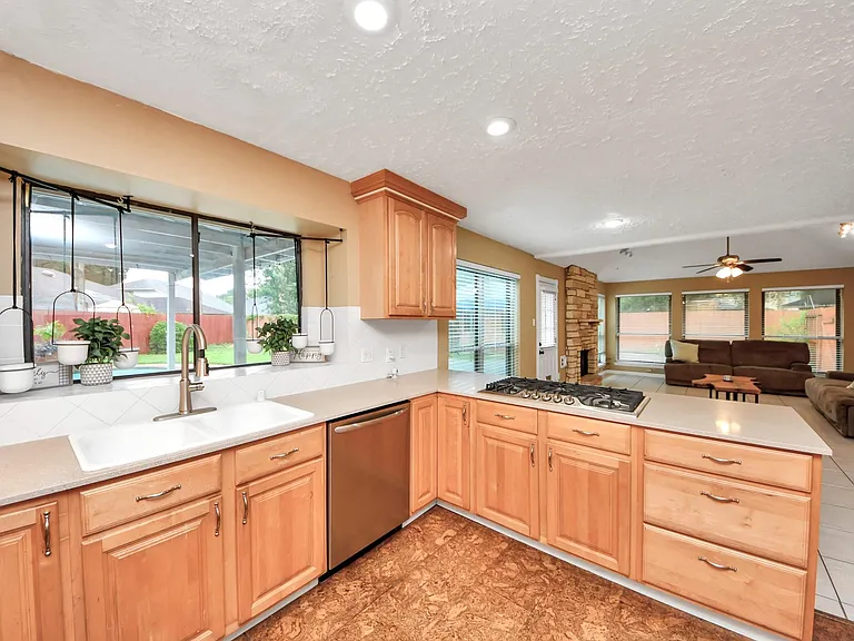 3310 Little Farms Ct — Photo 10