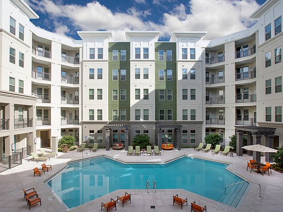 4th image of 2650 Dade Ave #2505