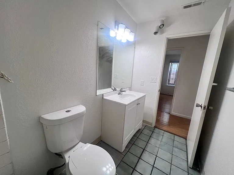 41 Jacklin Cir — Photo 11