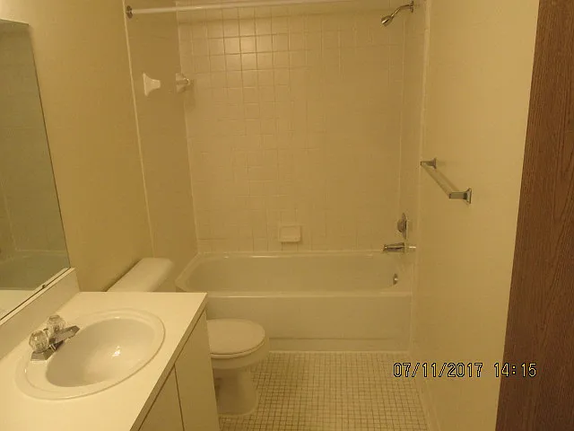 Eastwood Village Apartments — Photo 45