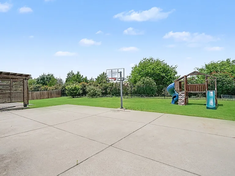 273 Shallow Brook Dr #1 — Photo 52