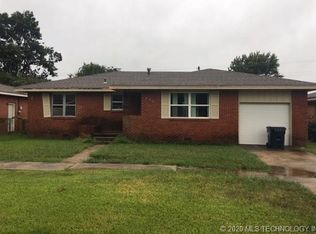 721 W 20th St, Ada, OK 74820
