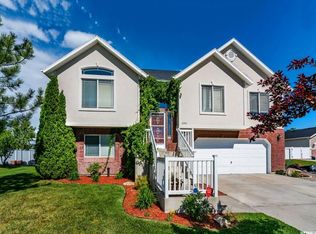 2396 N 2275 W, Clinton, UT 84015