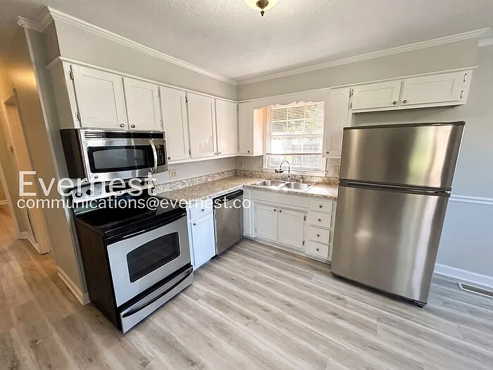 212 New Shackle Island Rd — Photo 6