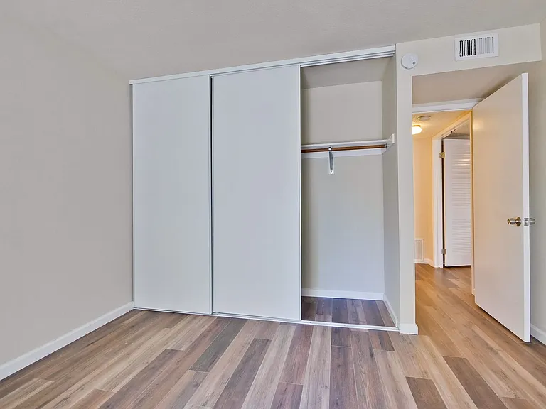 1521 Willowhaven Ct — Photo 30