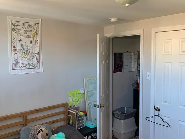 1539 Spring Garden St #3R — Photo 9