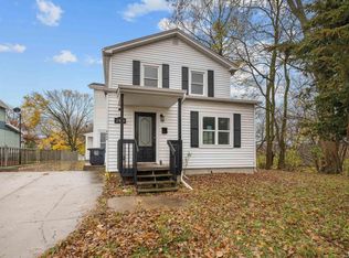 2804 8th Ave, Moline, IL 61265