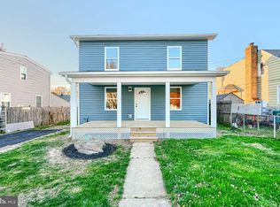 9 Avenal Rd, Baltimore, MD 21221