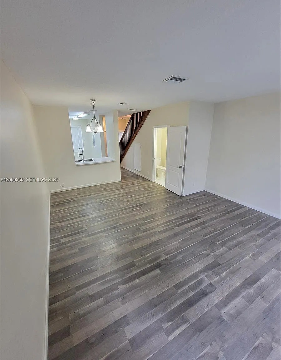Sierra Ridge Condo J-54 — Photo 1