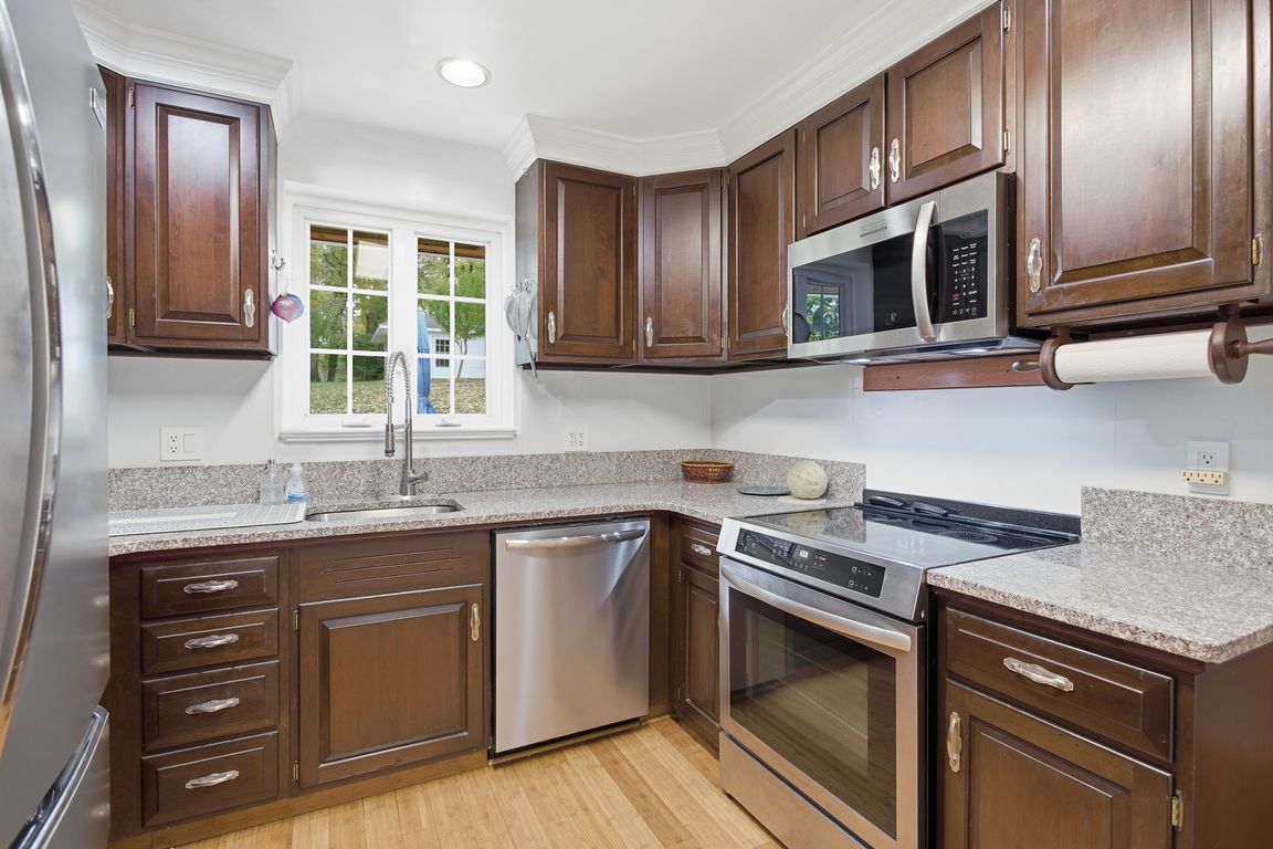 next background image