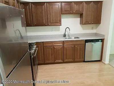 268 Gloucester Ct — Photo 3