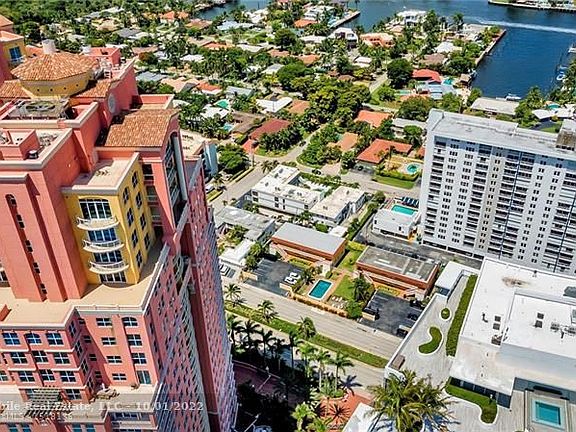 2nd image of 2131 N Ocean Blvd
