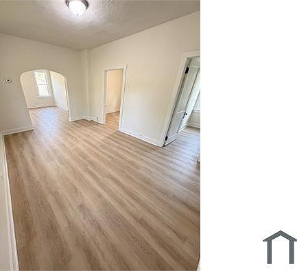 4th image of 3524 Walton Ave
