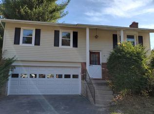 19 Kristen Dr, Ballston Spa, NY 12020