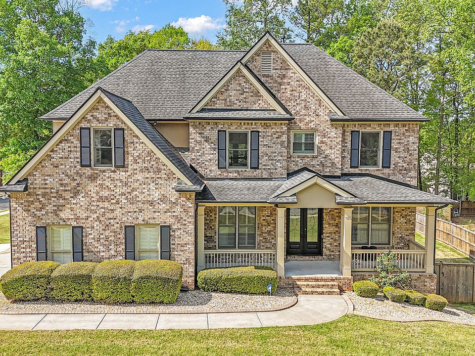 1st image of 151 Lake Forest Dr