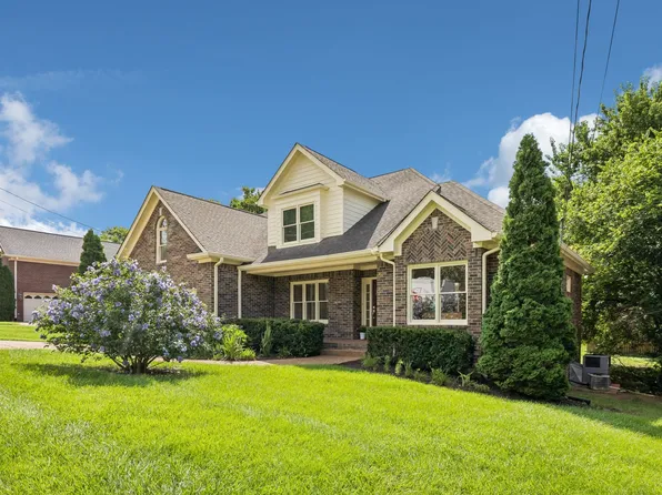 6916 Collinswood Dr, Nashville, TN 37221