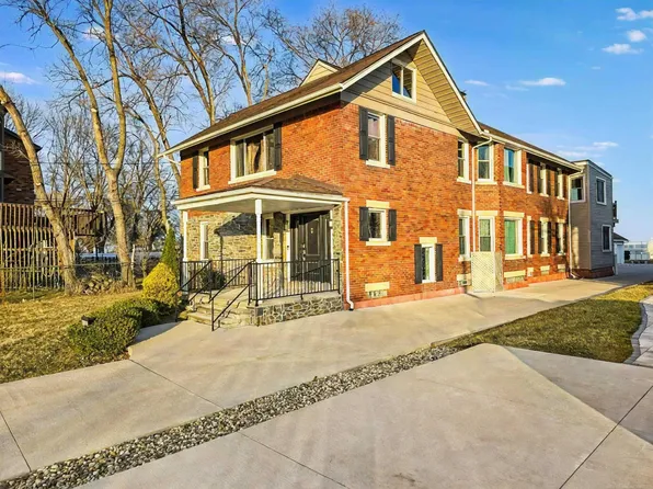 31224 Jefferson Ave, Saint Clair Shores, MI 48082