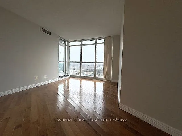 28 Harrison Garden Blvd #2005 — Photo 22