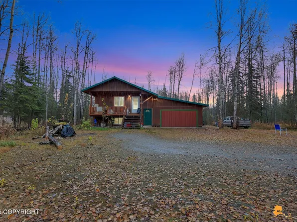 12561 N Pettis Dr, Willow, AK 99688