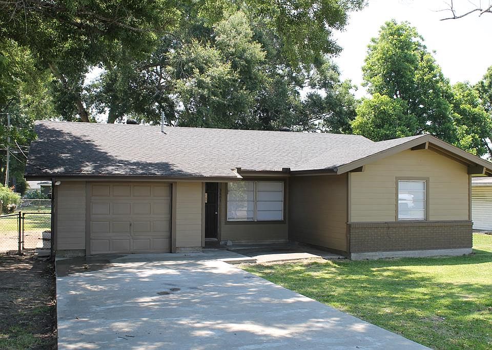 1st image of 3607 Avenue A