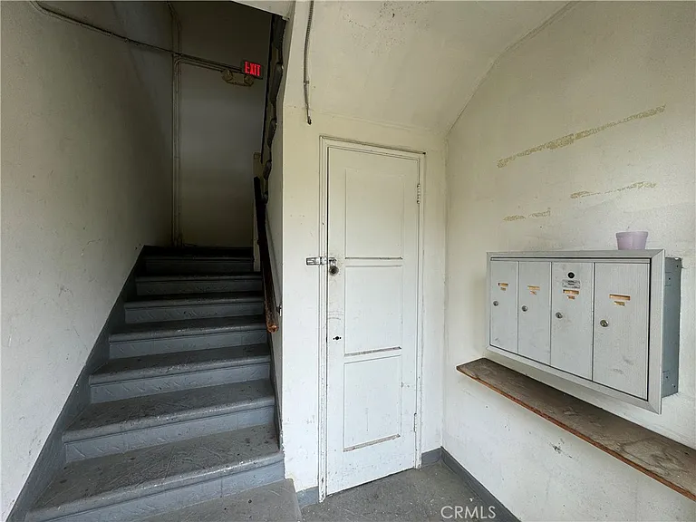 396 S Pasadena Ave #D — Photo 10