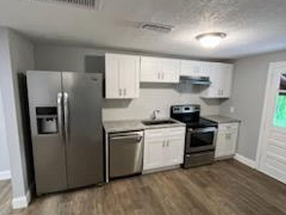 3rd image of 1213 Kingston Ave #1213