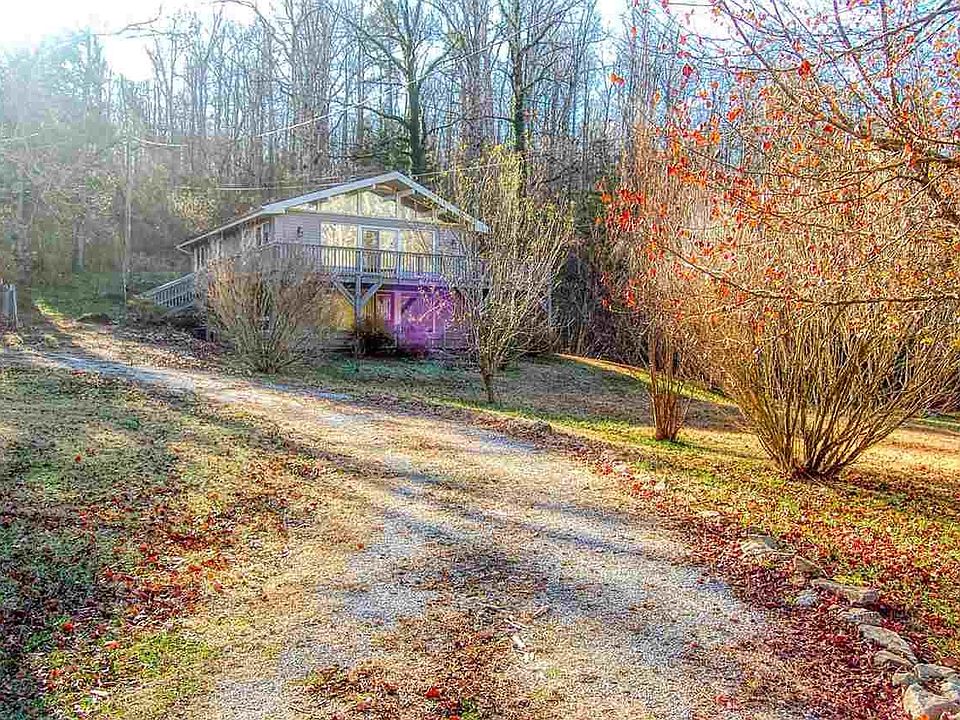 1st image of 460 Driftwood Dr