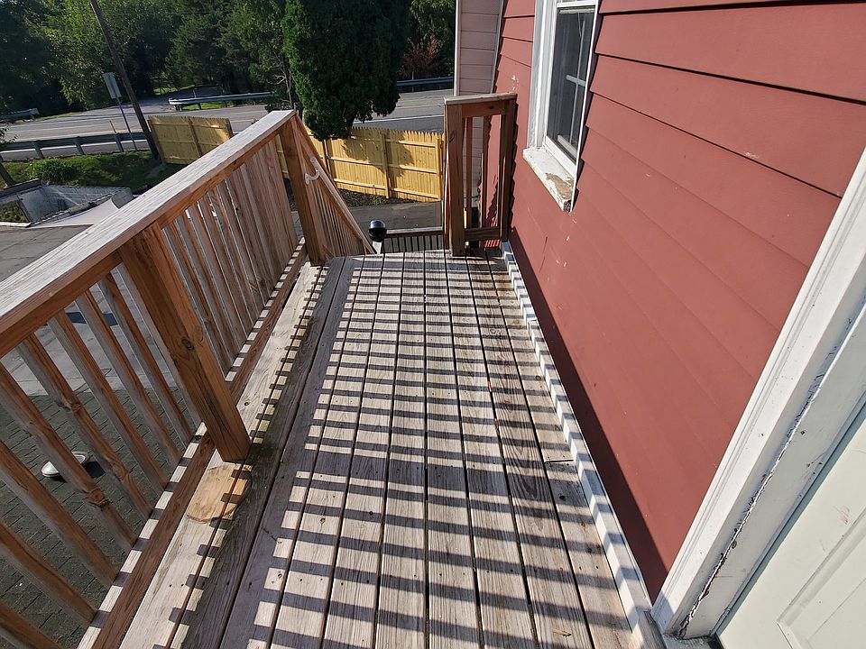 Balcony/Deck (less than a year old, was just stained)