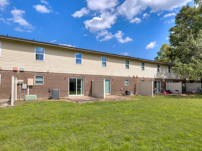 1121 Alice Dr #8 — Photo 9