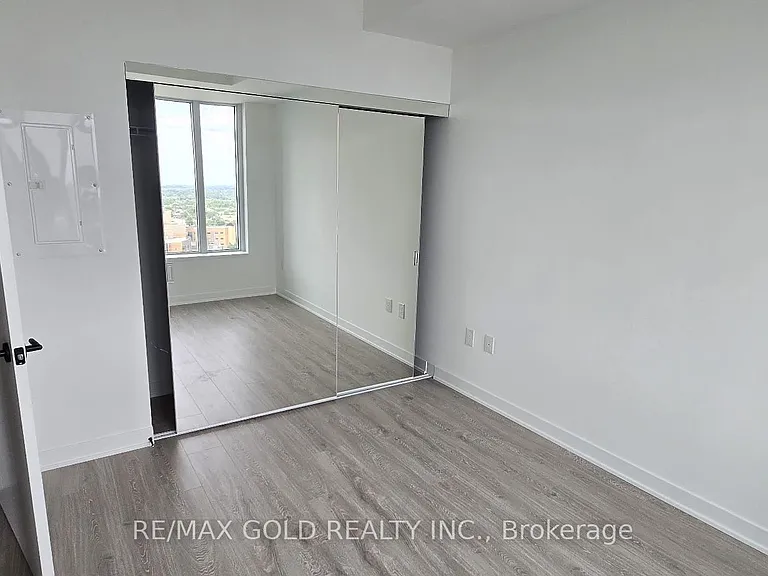 2495 Eglinton Ave W #1613 — Photo 4