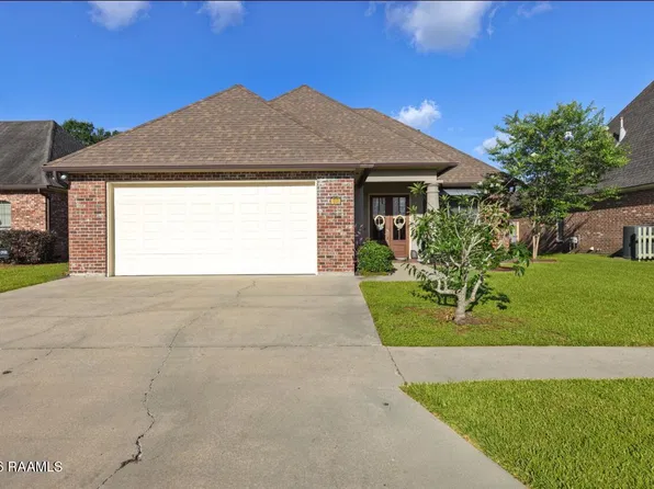 311 Brookhaven Dr, Youngsville, LA 70592