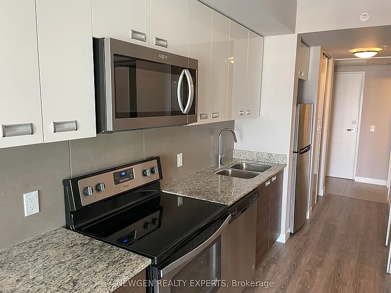 250 Albert St #720 — Photo 7
