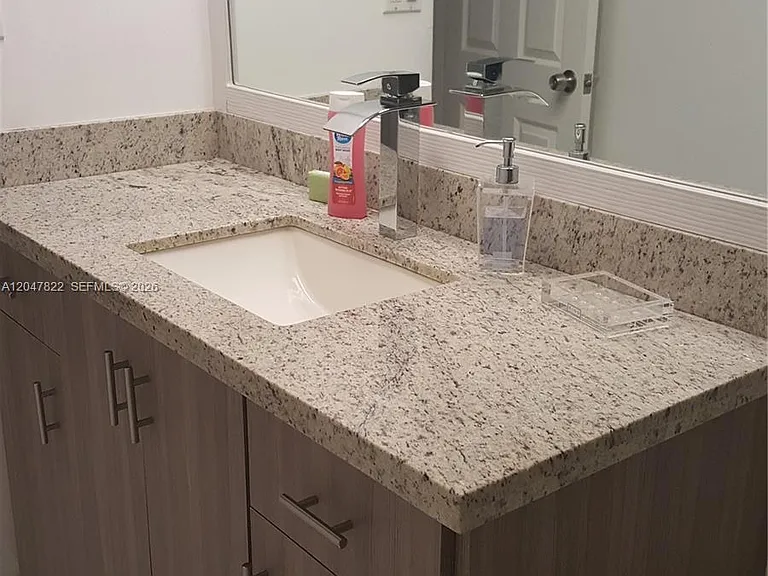5401 Collins Ave #311 — Photo 12