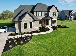 5923 Donegal Mnr, Clarence Center, NY 14032