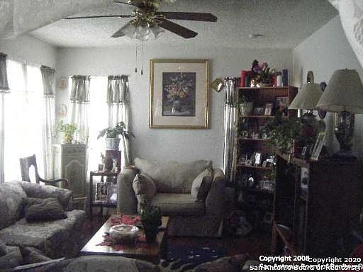 2nd image of 1346 W Lullwood Ave