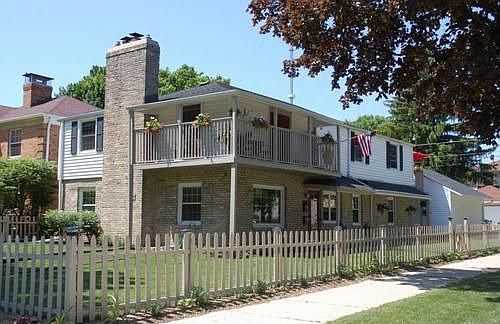 1st image of 4543 N Wildwood Ave