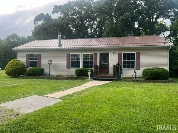 12660 Rose Rd, Plymouth, IN 46563